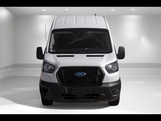 2022 Ford Transit Base