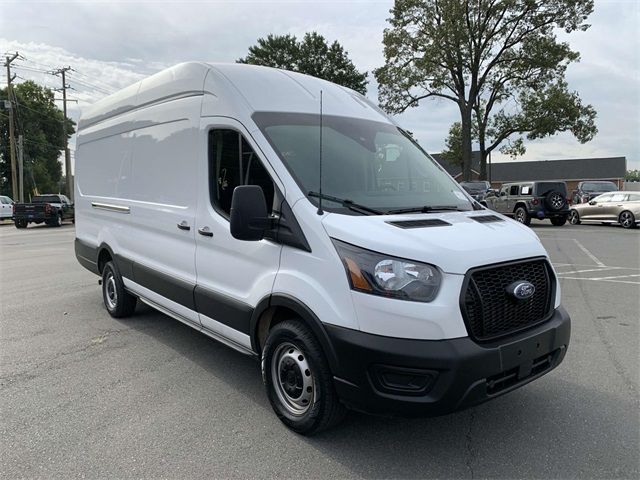 2022 Ford Transit Base