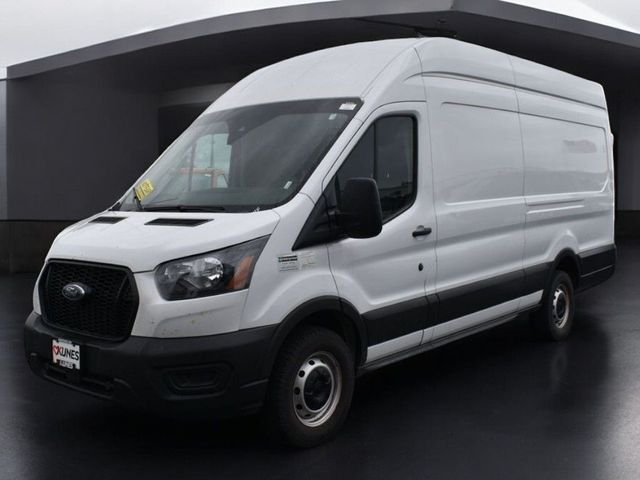 2022 Ford Transit Base