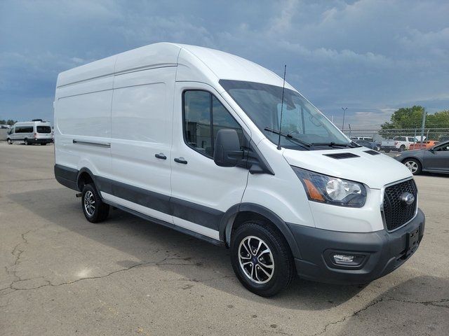 2022 Ford Transit Base