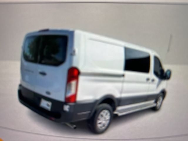 2022 Ford Transit Base