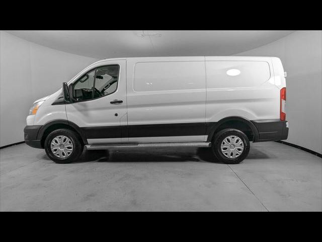 2022 Ford Transit Base