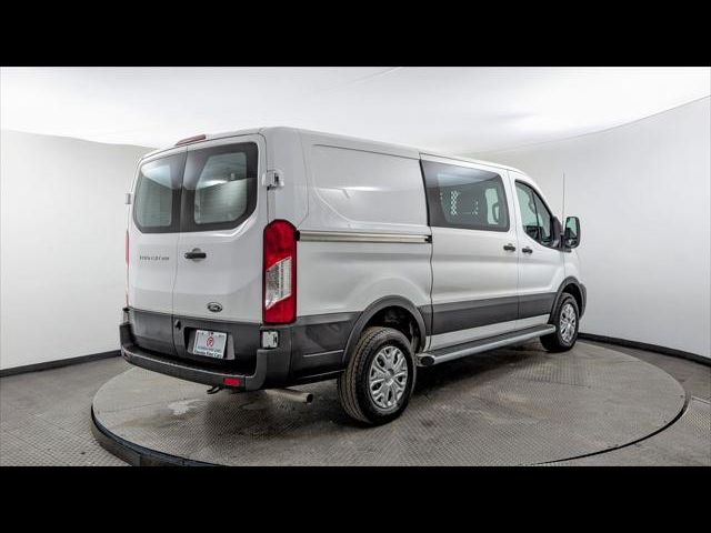 2022 Ford Transit Base