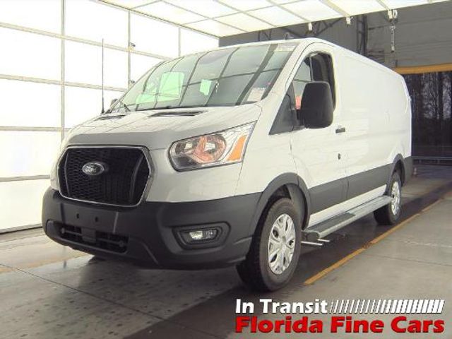 2022 Ford Transit Base