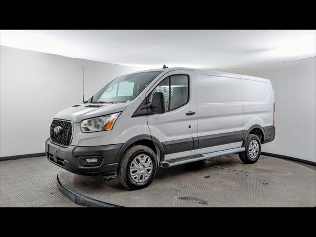 2022 Ford Transit Base