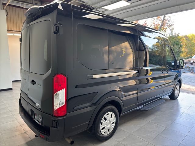 2022 Ford Transit XLT