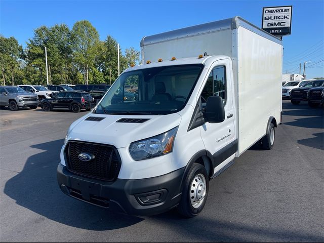 2022 Ford Transit Base