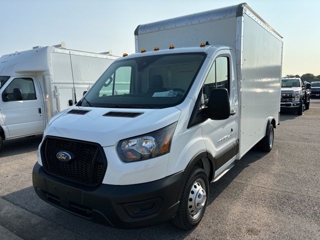 2022 Ford Transit Base