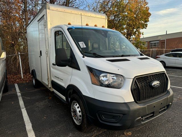 2022 Ford Transit Base