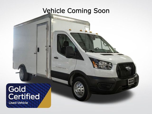 2022 Ford Transit Base