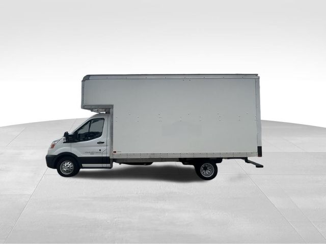 2022 Ford Transit Base