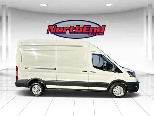 2022 Ford Transit Base