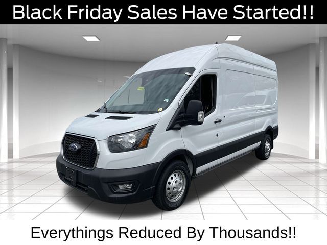 2022 Ford Transit Base