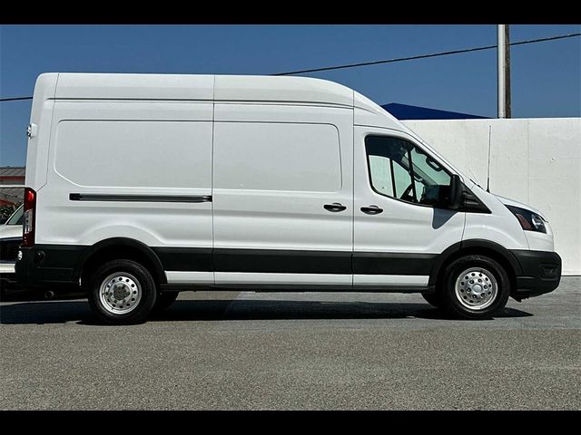 2022 Ford Transit Base