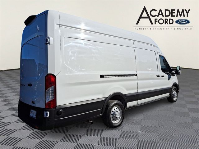 2022 Ford Transit Base