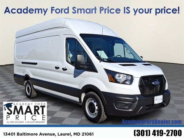 2022 Ford Transit Base