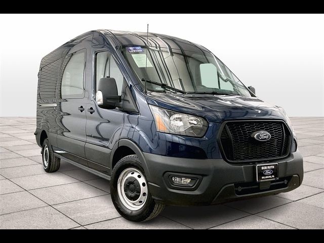 2022 Ford Transit Base