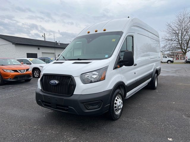 2022 Ford Transit Base