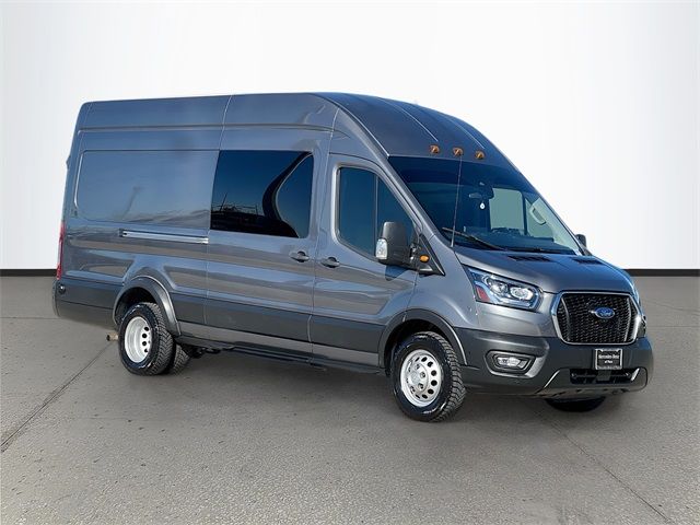 2022 Ford Transit Base