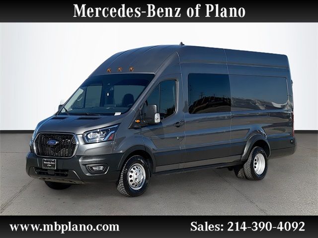 2022 Ford Transit Base