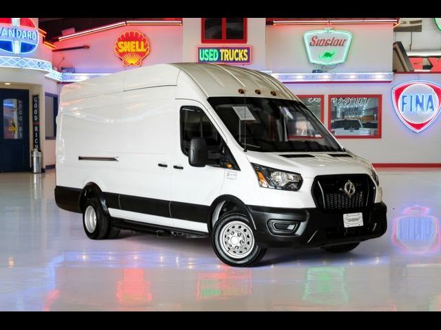 2022 Ford Transit Base