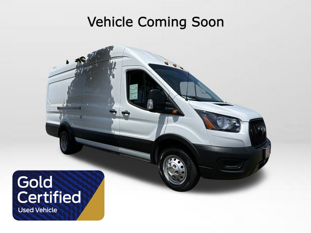 2022 Ford Transit Base