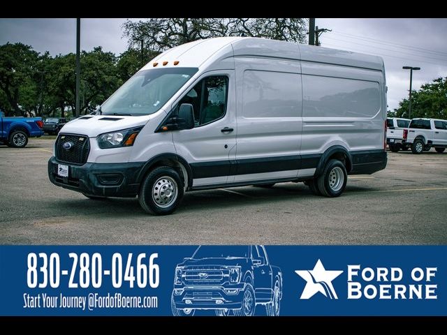 2022 Ford Transit Base