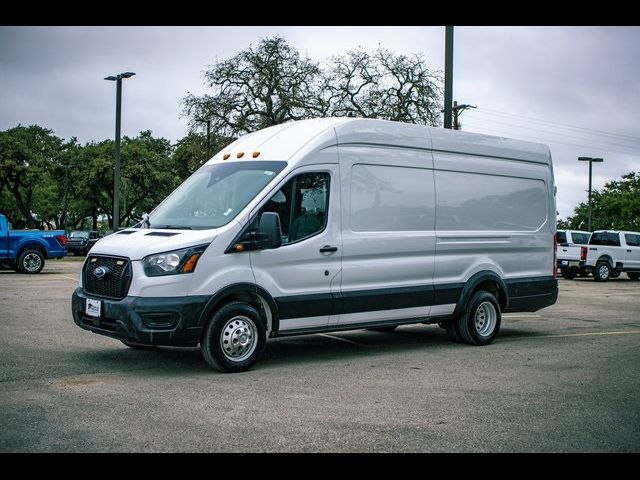 2022 Ford Transit Base