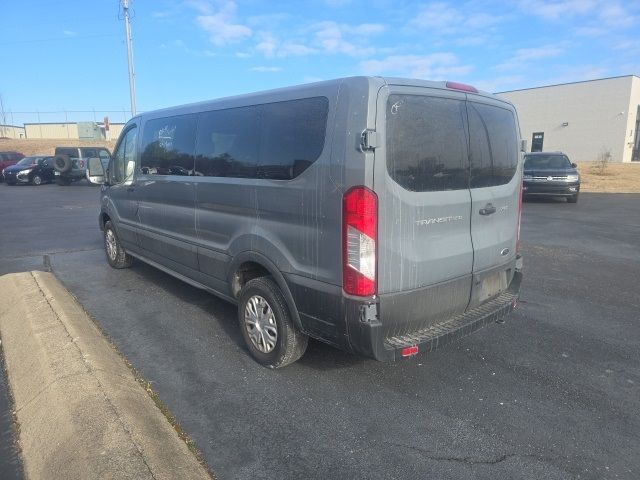 2022 Ford Transit XLT