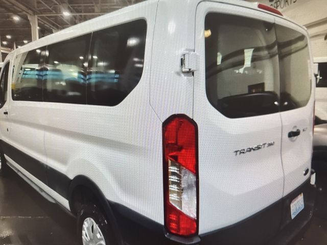 2022 Ford Transit XLT