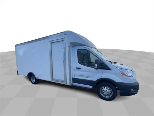 2022 Ford Transit Base