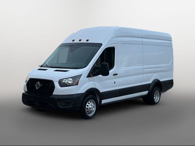 2022 Ford Transit Base