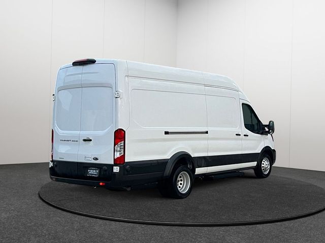 2022 Ford Transit Base