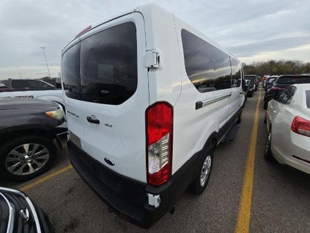 2022 Ford Transit XLT