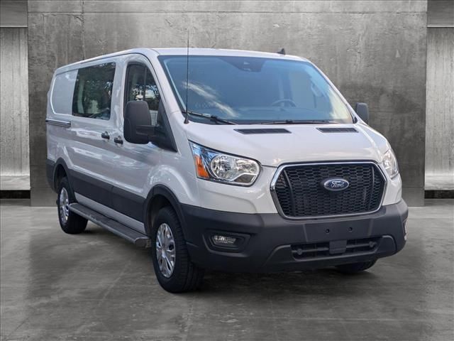 2022 Ford Transit Base