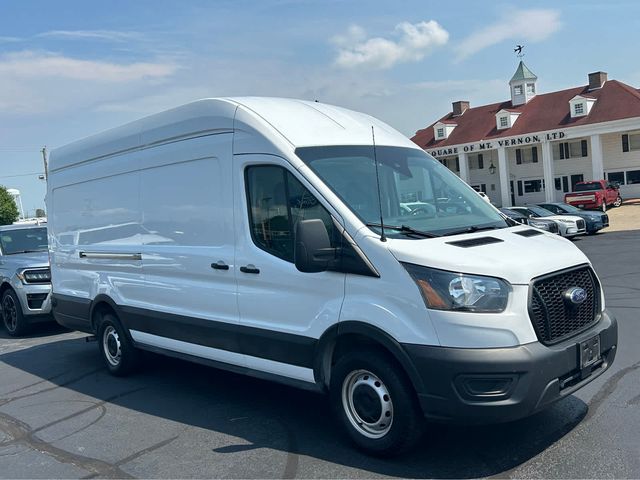 2022 Ford Transit Base