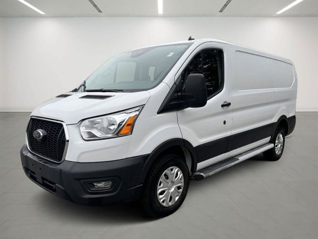 2022 Ford Transit Base