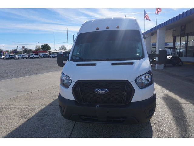 2022 Ford Transit Base