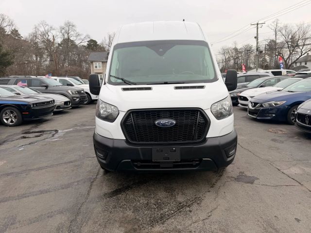 2022 Ford Transit Base