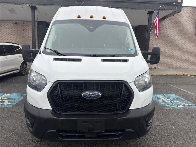 2022 Ford Transit Base