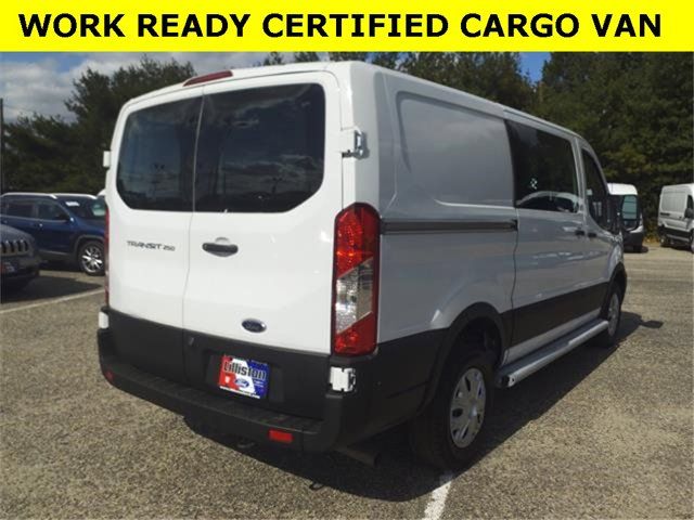 2022 Ford Transit Base