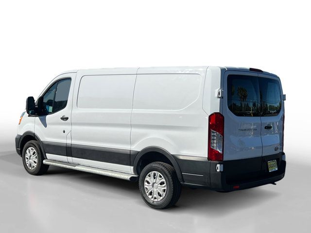 2022 Ford Transit Base