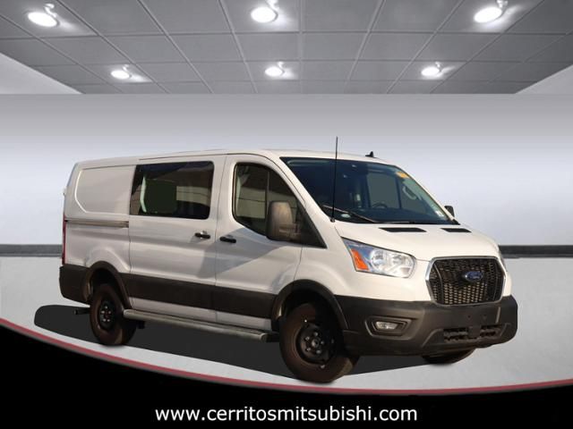 2022 Ford Transit Base