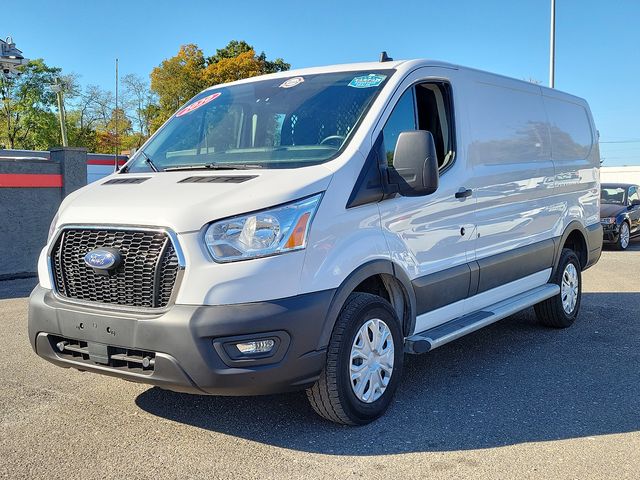 2022 Ford Transit Base