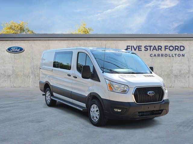 2022 Ford Transit Base