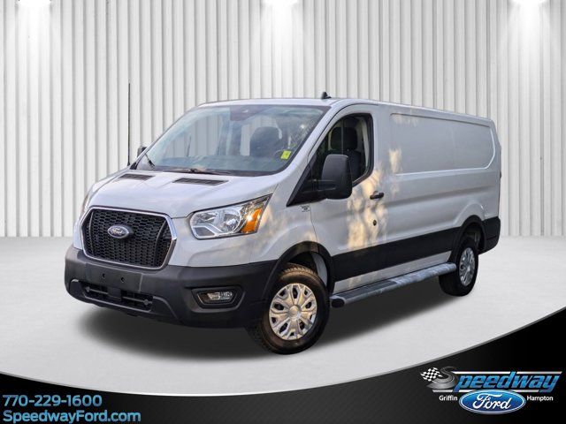 2022 Ford Transit Base