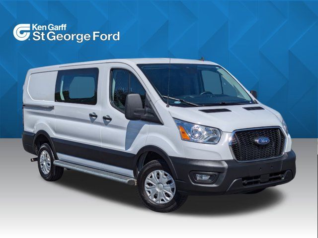 2022 Ford Transit Base