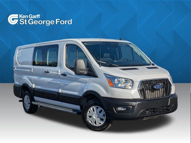 2022 Ford Transit Base