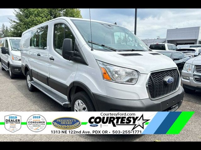 2022 Ford Transit Base