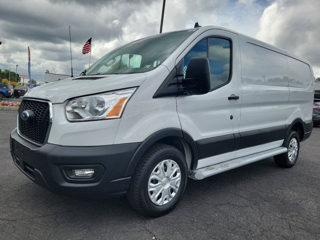 2022 Ford Transit Base